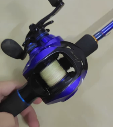 海明威蓝魔二代路亚竿，加光威猎鱼者水滴轮 ...