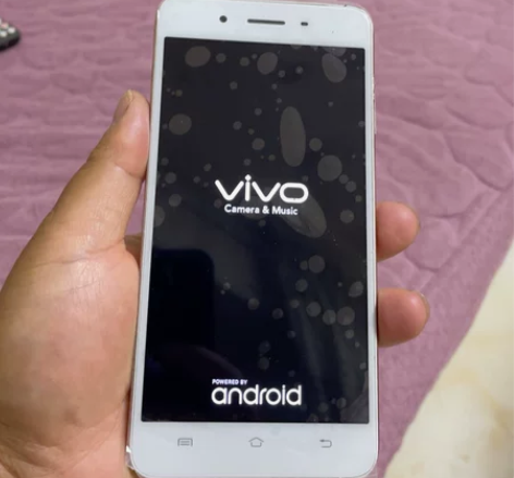 vivo Y55 无卡托 换了排线后不能充...