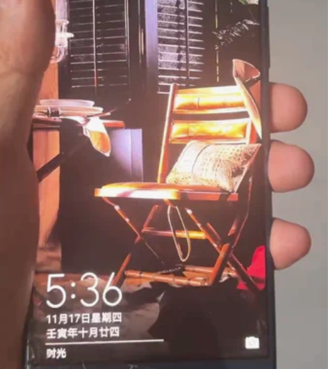 荣耀V9，6+64g，全网通，外屏碎可以正...