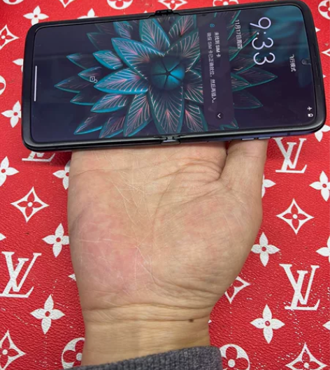 摩托罗拉2代折叠屏手机，入手不到俩月，全套...