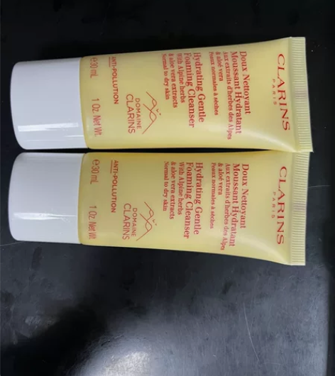 娇韵诗舒柔保湿泡沫洁面乳30ml，娇韵诗棉...