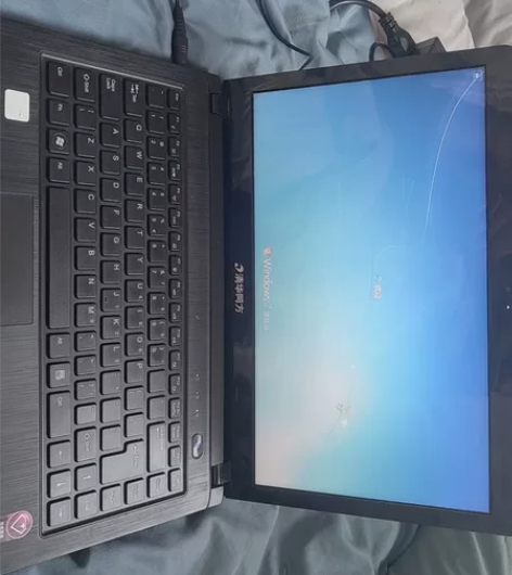 清华同方.上班办公打游戏基本没有问题。接手...