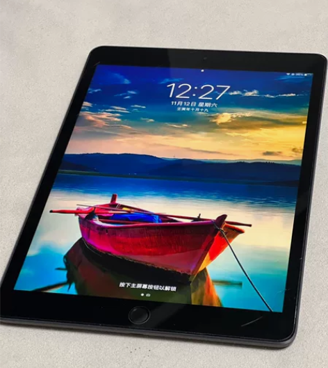 iPad第8代10点2英寸128GB。个人...
