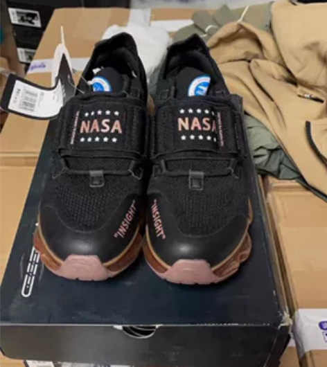 36码安踏漫游者官网旗舰女鞋跑步鞋，全新全...