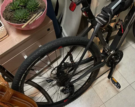 Sava碳纤维山地车，27速碟刹9成新 平...