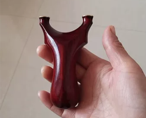 小叶紫檀天罡掌中宝鸡血红弹弓，密度高，油性...