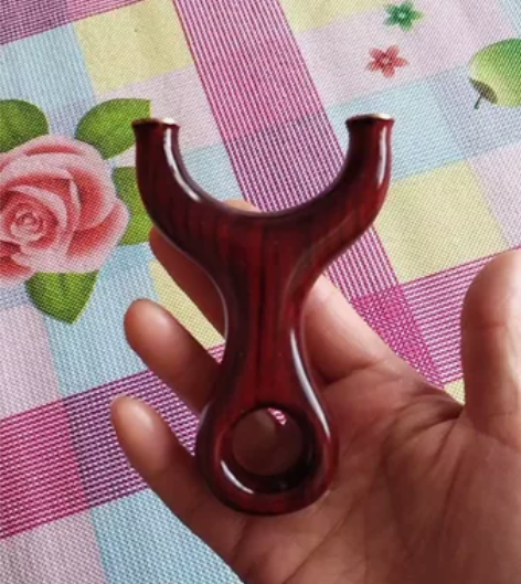 非洲小叶紫檀大眼鸡血红弹弓，密度高，油性大...