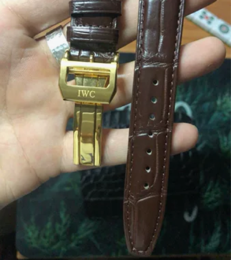 适配万国iwc手表带男原装材质飞行员真鳄鱼...
