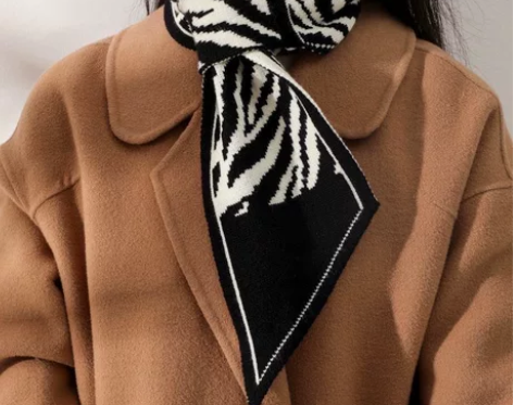 【全新包邮】2022年新款千鸟格子围巾女冬...