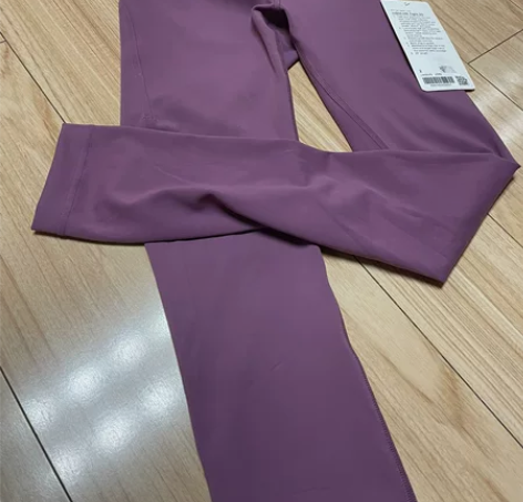 某书知名博主视频代购 Lulu 2码梅子紫...