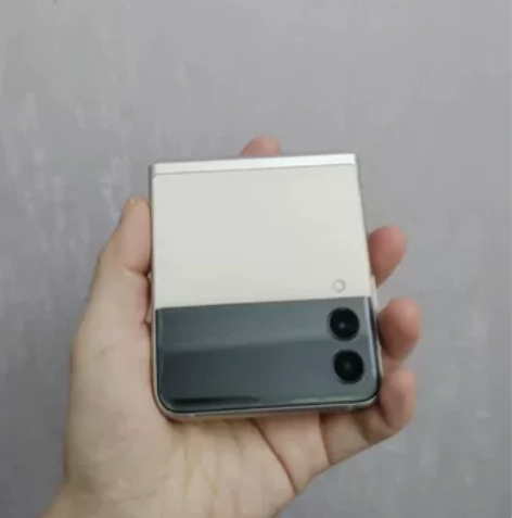 三星zflip3 月光香槟色 完美屏 8+...