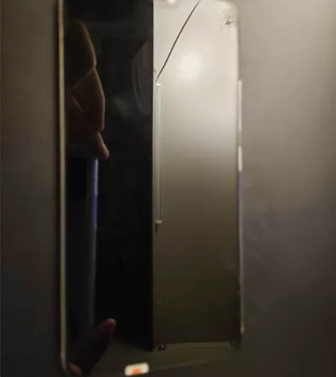 vivox21i，运行内存6+64，屏幕完...