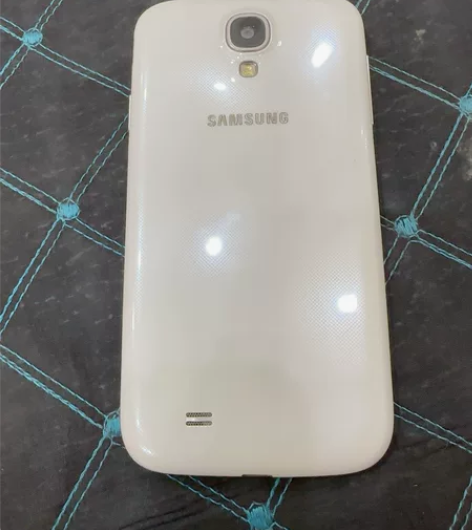 Samsung/三星s4.总成坏了,开机有...