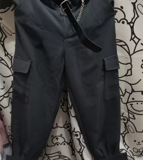 藏青色工装裤，送腰带，只穿过一次，感觉风格...