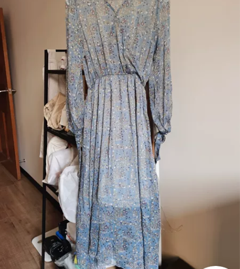 碎花雪纺连衣裙。和店内其他物品一起购买包邮...