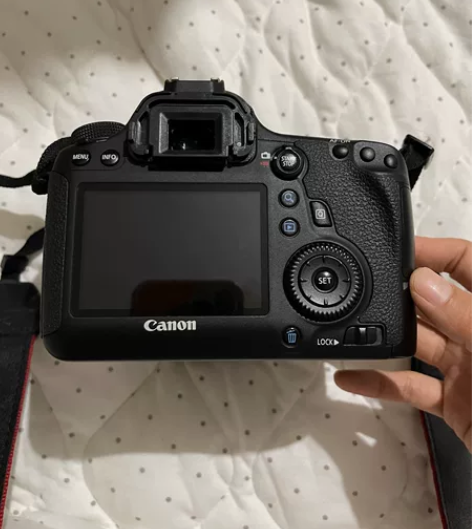 佳能EOS 6D 全画幅相机 快门9千多次...