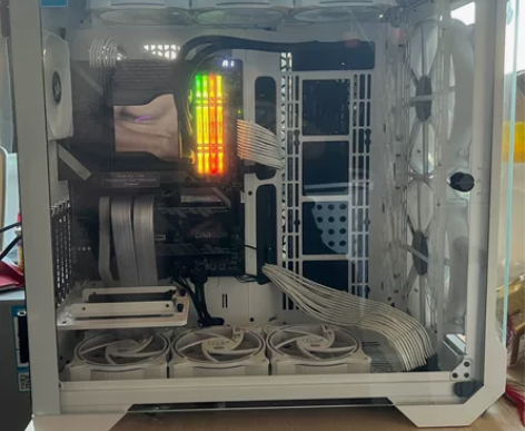 TTView 51 TG ARGB 台式机...