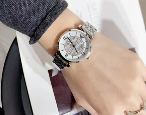 急出~闲置全新 阿玛尼满天星手表AR192...