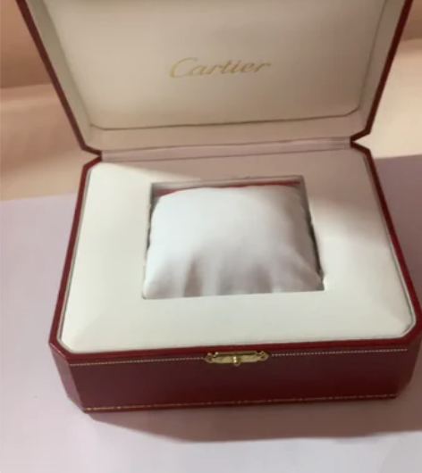 卡地亚手表正品盒子 要的联系 感兴趣的话点...