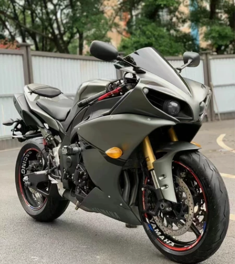 雅马哈R1，本车行长期出售九五新摩托车，水...