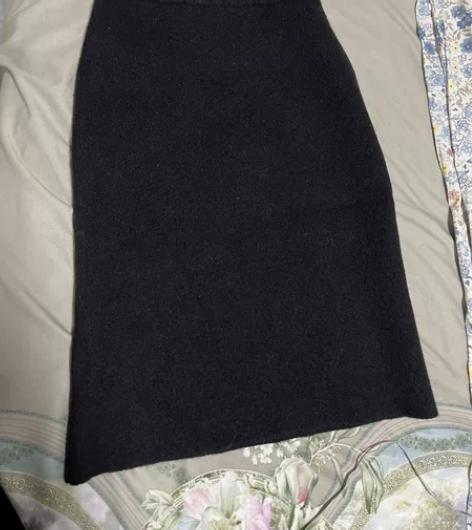 高品质厚款黑色针织裙包臀一步裙，很正的版型...