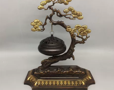 古玩铜器收藏，松树吊熏炉，工艺精湛  ，型...