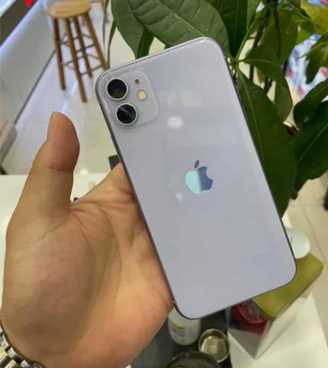 苹果11。 128G内存。双卡双待。 价格...