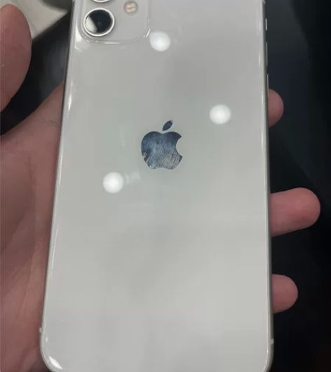 iPhone 11  国行95新  128...