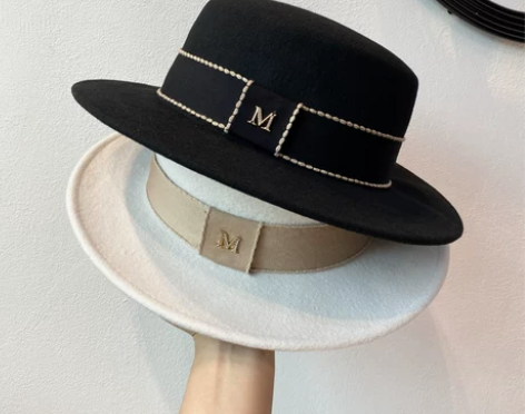 秋冬女士羊毛呢平顶礼帽女英伦复古M标名媛风...