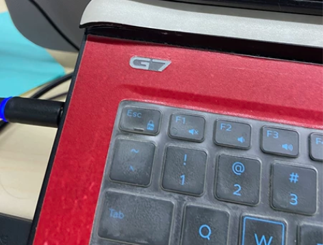 戴尔g7笔记本，i58300 8g 105...