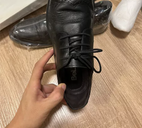 百丽男士皮鞋一双,哑光面真皮,皮鞋41码,...