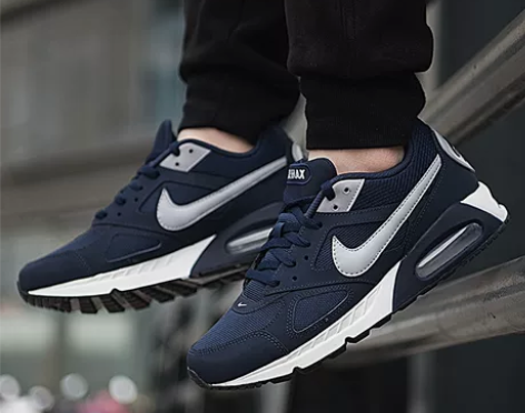 Nike耐克官方AIR MAX IVO 男...