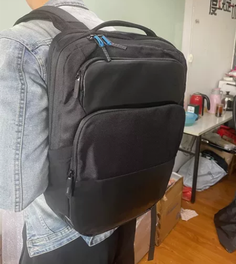 戴尔原装双肩包，特价处理换现，全新京东最低...