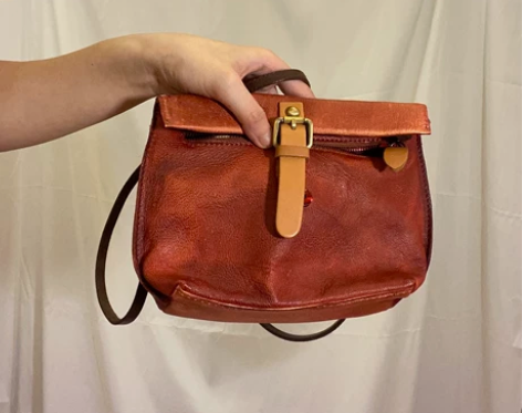 【全新】原创擦色 红色斜挎包 几年前买的 ...