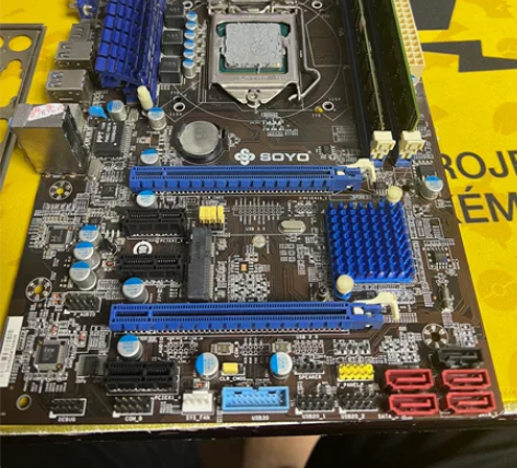 梅捷b85主板 功能完好，刚刚换下来，单主...