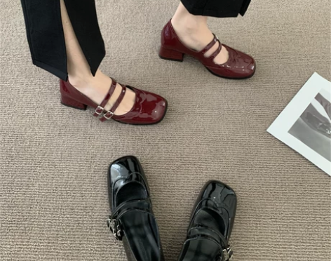 设计感小众低跟鞋法式复古玛丽珍鞋2022春...