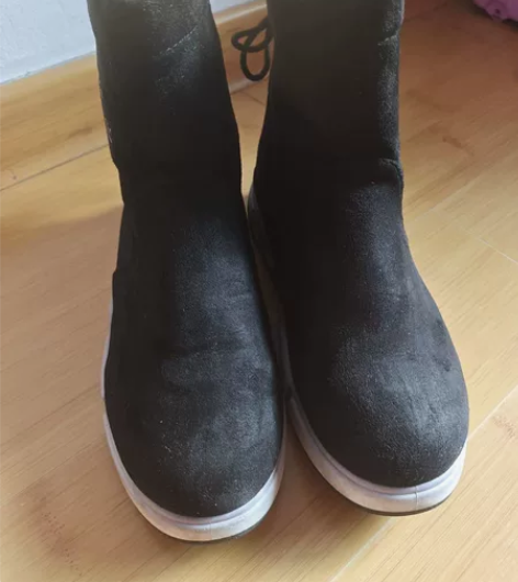 斐乐冬款棉鞋加绒三九码，纯皮的特别保暖，九...