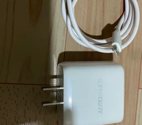 真我gt2充电器手机卖了剩下充电器原装的 ...