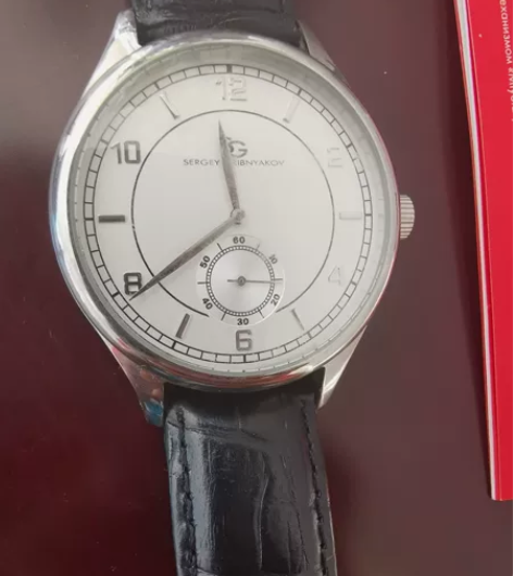 9.99成新俄罗斯品牌男士手表，当地名牌S...