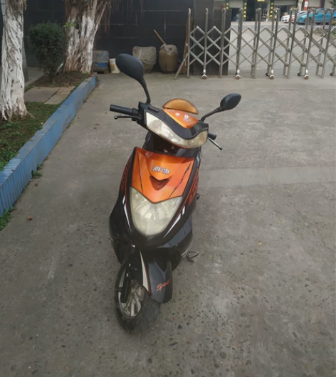 雅迪60V20AH电动车一辆，鼓刹，带防盗...