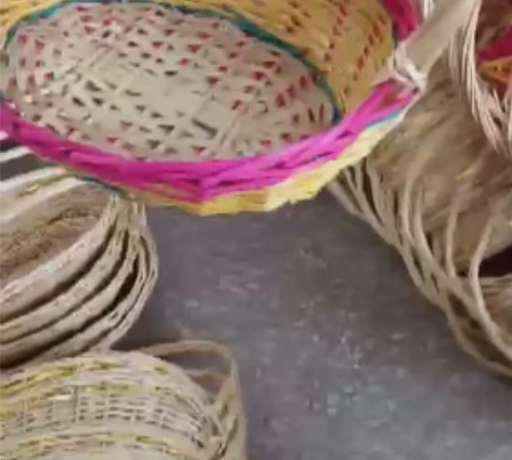 新款水果篮子手提藤编柳编采摘礼品送礼篮道具...
