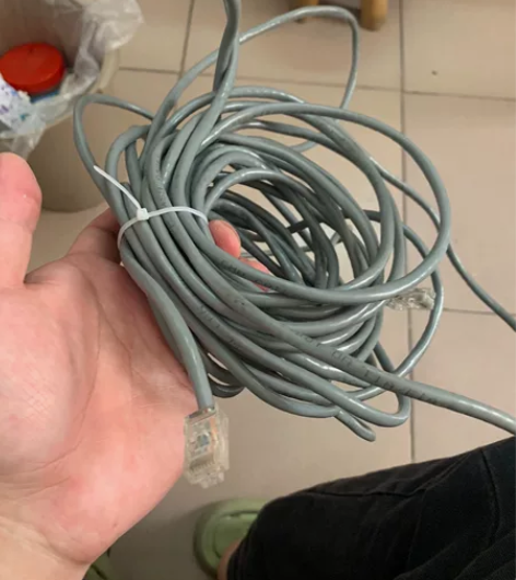 出闲置网线一捆，电脑出了，所以闲置！具体多...