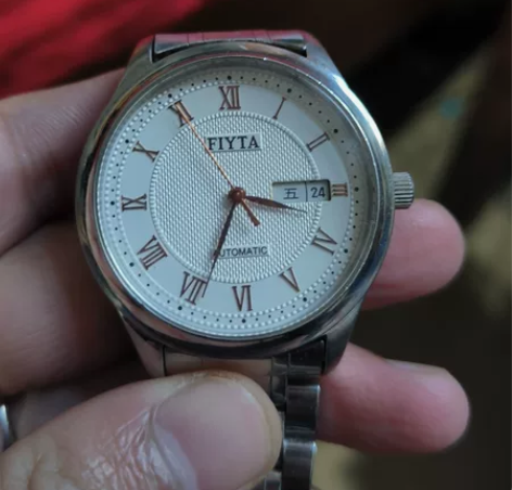 飞亚达西铁城机芯，走时准。 感兴趣的话点“...