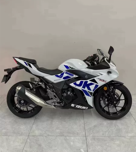 品牌：铃木gsx250 年份：20年 行驶...