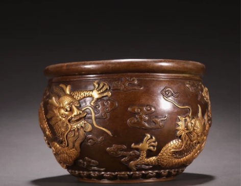 旧藏·铜胎鎏金双龙纹钵型香炉 规格：高10...