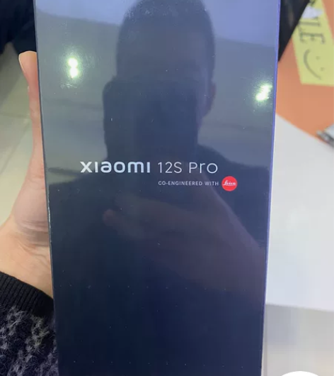 小米12S pro，12?512全新未拆封...