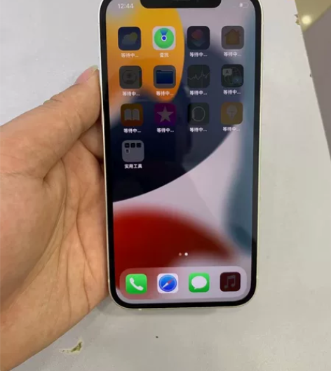 苹果12  成色97新  128g 无磕碰...