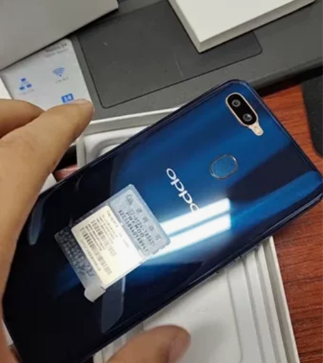 oppo A7,4+64,全新正品。手机店...