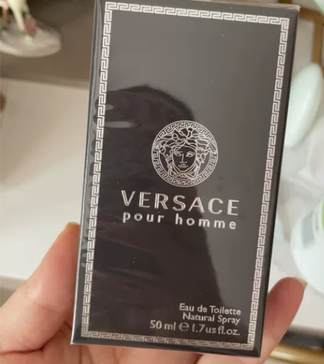 范思哲男士香水，全新未拆， 朋友送的生日礼...