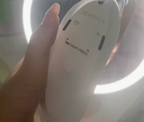 姗卡美容仪去年12月份天猫旗舰店购入，在8...